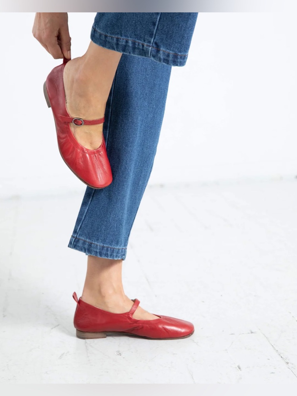 ❗️ ISO ❗️ Either/Or Red Mary Jane Size 39 - Picture 4 of 4
